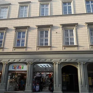 Boutique 4*, Краков Польша