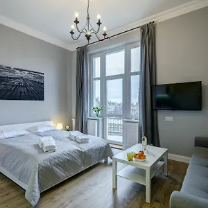  Apartament Dom & House - Podjazd Polska